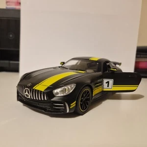 1:24 Scale Mercedes AMG GT Alloy Diecast Collectible Car Model Lights&Sound Uk - Picture 1 of 12