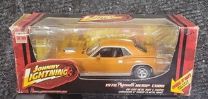 Johnny Lightning 1970 Plymouth Hemi Cuda Orange (1:24 Scale) - Picture 1 of 1