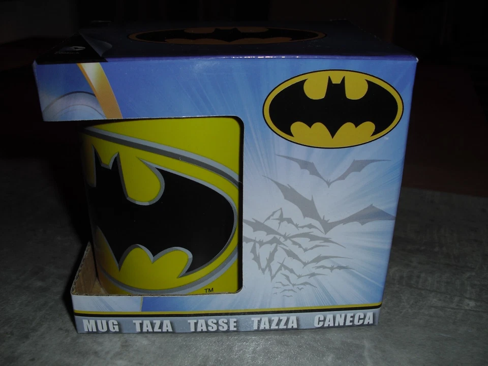 Neu und original verpackt: BATMAN TASSE - Bild 1 von 4