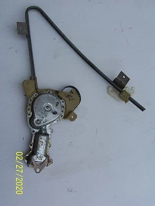 1987 1988 1989 BROUGHAM RIGHT FRONT DOOR WINDOW REGULATOR LIFT MOTOR OEM USED - Picture 1 of 11