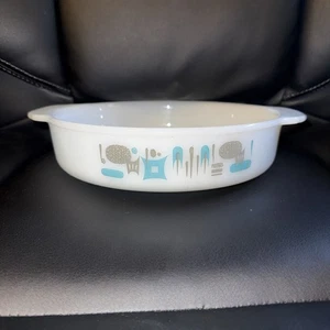 ANCHOR HOCKING FIRE KING Atomic Blue Heaven 8.5" Round Casserole Baker Vintage - Picture 1 of 6