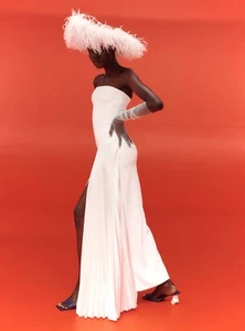 Solace London The Dolly Maxikleid in Creme - Bild 1 von 6