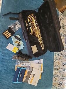 Alto Saxophone Jupiter JAS 567  GL With Case Mouthpiece + Extras