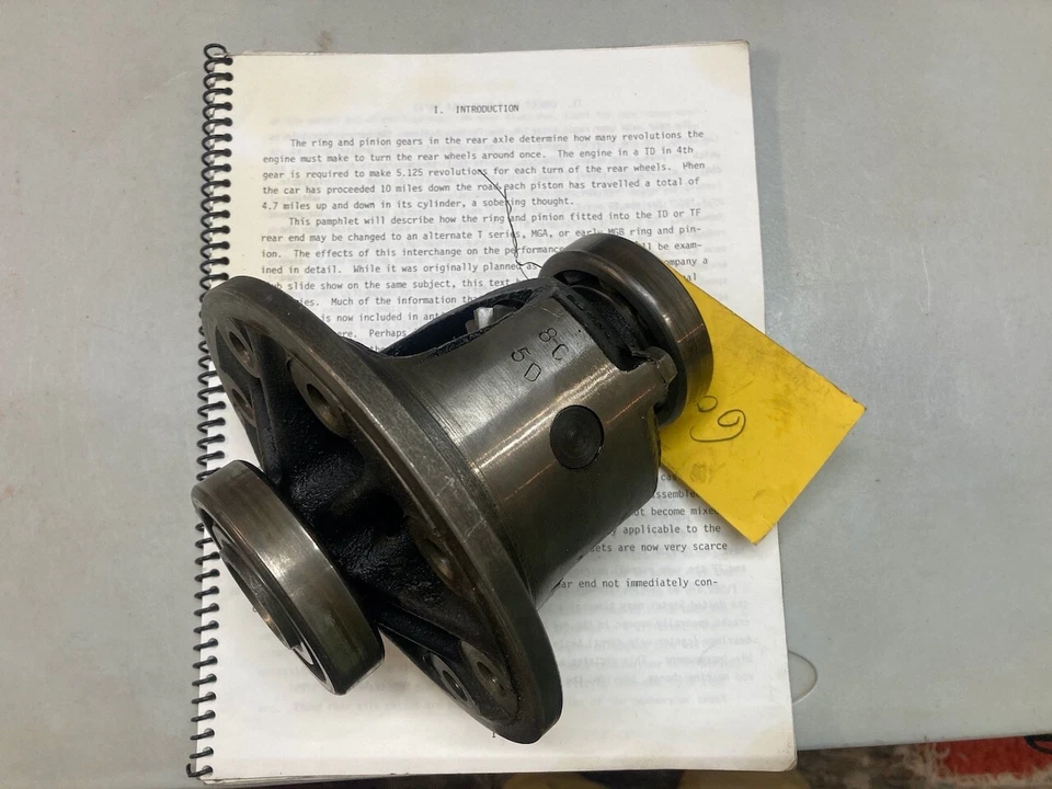 Conjunto portador de piñón de eje MG TD/TF 8C 5D Banjo Diff?? Hecho en Reino Unido Foto 1 de 4