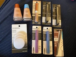 Covergirl Clean Liquid Foundation (30ml/1fl) Concealer Eye Liners Mascara LOT - Picture 1 of 4