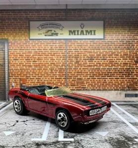 Hot Wheels - 1969 Camaro Convertible Diecast Car - Picture 1 of 7
