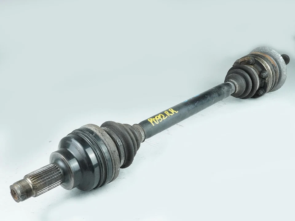 2002 - 2006 Mercedes Benz Cl Class C215 Cl500 Axle Shaft Rear Right Rh Oem - Image 1 of 4