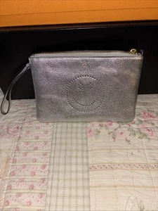 Bolso de mano anya hindmarch plateado nuevo sin etiquetas - Imagen 1 de 6