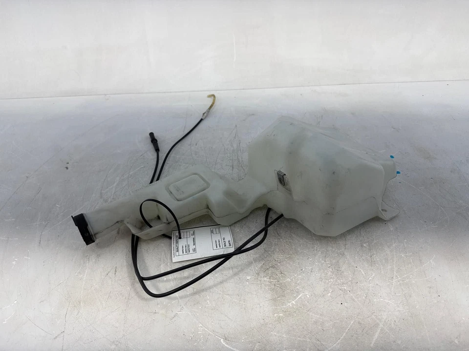 GMC Yukon XL 2015-2020 parabrisas lavadora líquido depósito botella tanque fabricante de equipos originales Foto 1 de 4