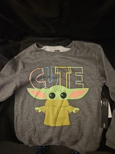 NWT Girls Baby Yoda Sweatshirt Long Sleeve Pullover XL (14-16) Star Wars  - Picture 1 of 8