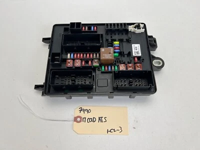 СОЕДИНИТЕЛЬНЫЙ МОДУЛЬ ПРЕДОХРАНИТЕЛЯ CADILLAC ATS 2013-2019 23134073 - Изображение 1 из 4