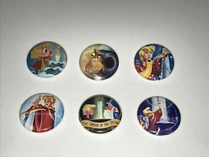 1" SET OF 6 DISNEY SWORD IN THE STONE BADGE LAPEL BUTTON PINS PINBACK [P136] - Bild 1 von 1