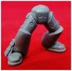 Space Marine Tactical Squad Legs 1993-2004 | Warhammer 40,000 OOP bitz  A407 - Picture 1 of 1