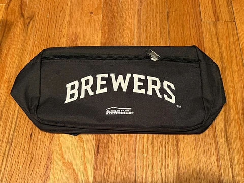 Milwaukee Brewers SGA 2023 American Family Field Insurance Fanny Pack Bag MLB Cover