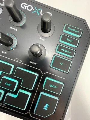 TC-Helicon GO XLR Broadcaster Platform with Mixer and Effects - Imagen 1 de 4