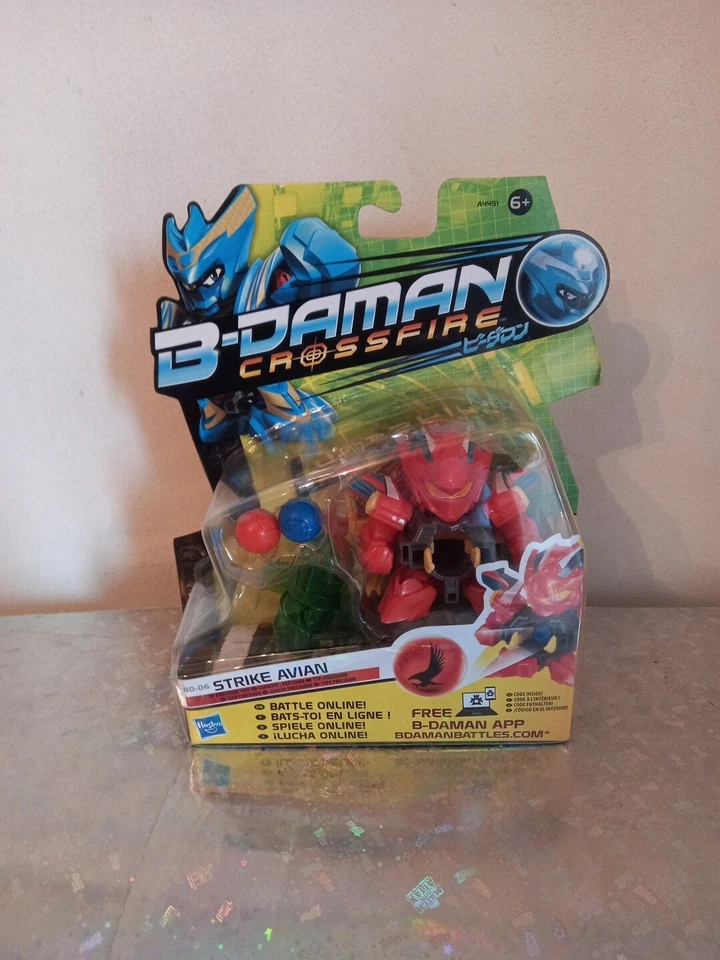 4 Personaggi B-daman Crossfire Thunder Leo Fin Dracyan Strike Avian - Hasbro