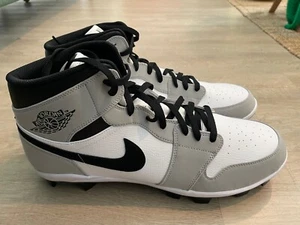 Nike Air Jordan 1 Retro MCS Smoke Grey Baseball Cleats AV5354-012 Size 16 - NEW - Picture 1 of 6