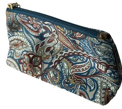 Bolso de maquillaje cosmético para mujer Kathy Van Zeeland con estampado de flores y cachemira Foto 1 de 4