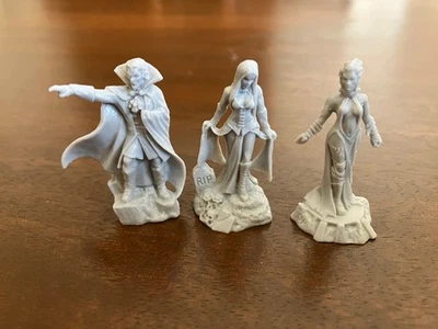 Lote de 35 bonecos Reaper Miniatures Bones (Undead and Townsfolk) [202529] - Imagem 1 de 4