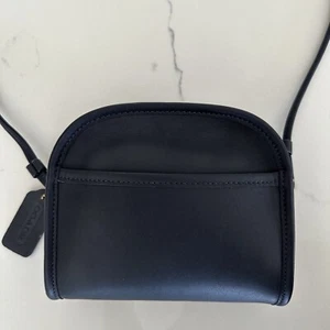 Bandolera Coach Vintage Abbie 9017 nueva sin etiquetas en azul marino - Imagen 1 de 9