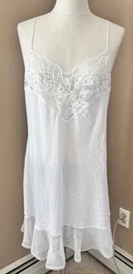 Vintage LUCIE Ann II White Lingerie Set Sz L Nightgown & Robe Short - Picture 1 of 12