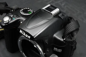 [MINT] Nikon D5000 Digital SLR Camera English OK From JAPAN #1130 - Picture 1 of 15