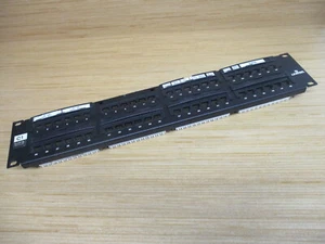 Panneau de brassage plat Leviton 69586-U48 CAT6 69586U48 - Photo 1/5