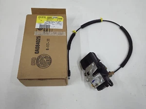 Genuine GM Factory Door Lock Actuator Assembly Front Left 25876386 OEM - Picture 1 of 5