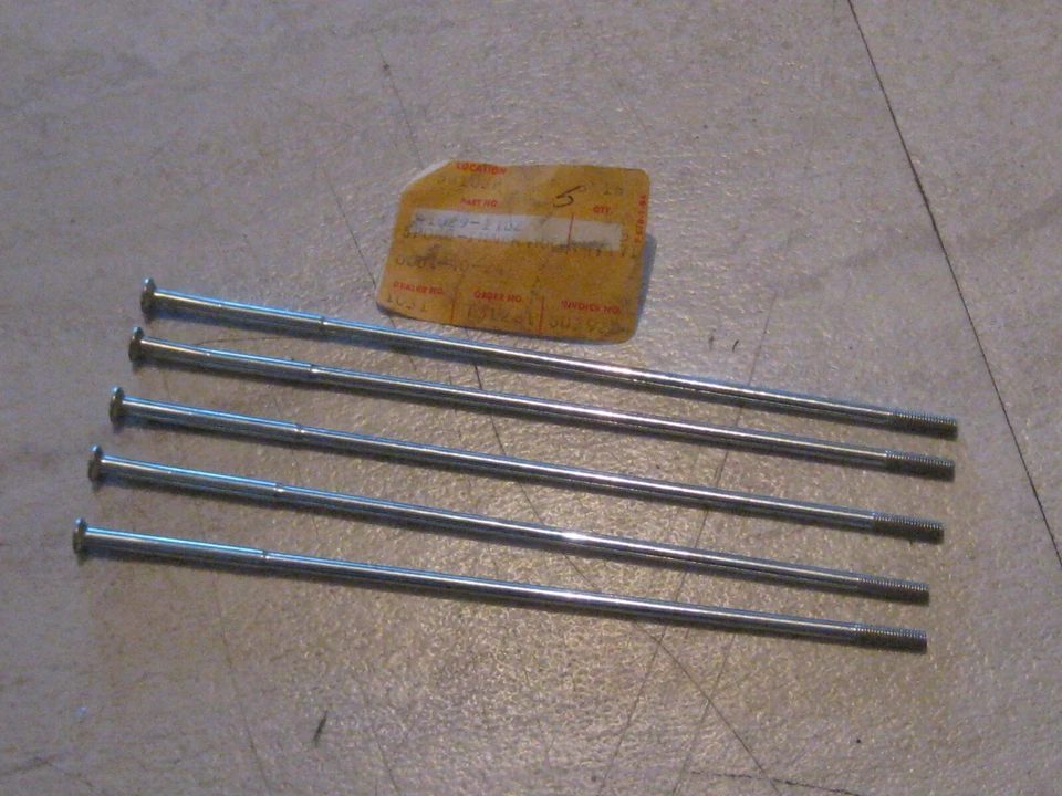 RADIOS INTERIORES RUEDA TRASERA KAWASAKI KX500/KX250/KDX250 MANO DERECHA (5) ¡NUEVO! Foto 1 de 1