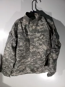 Army Combat Uniform Coat Digital Camo New Old Stock Medium Regular - Picture 1 of 4