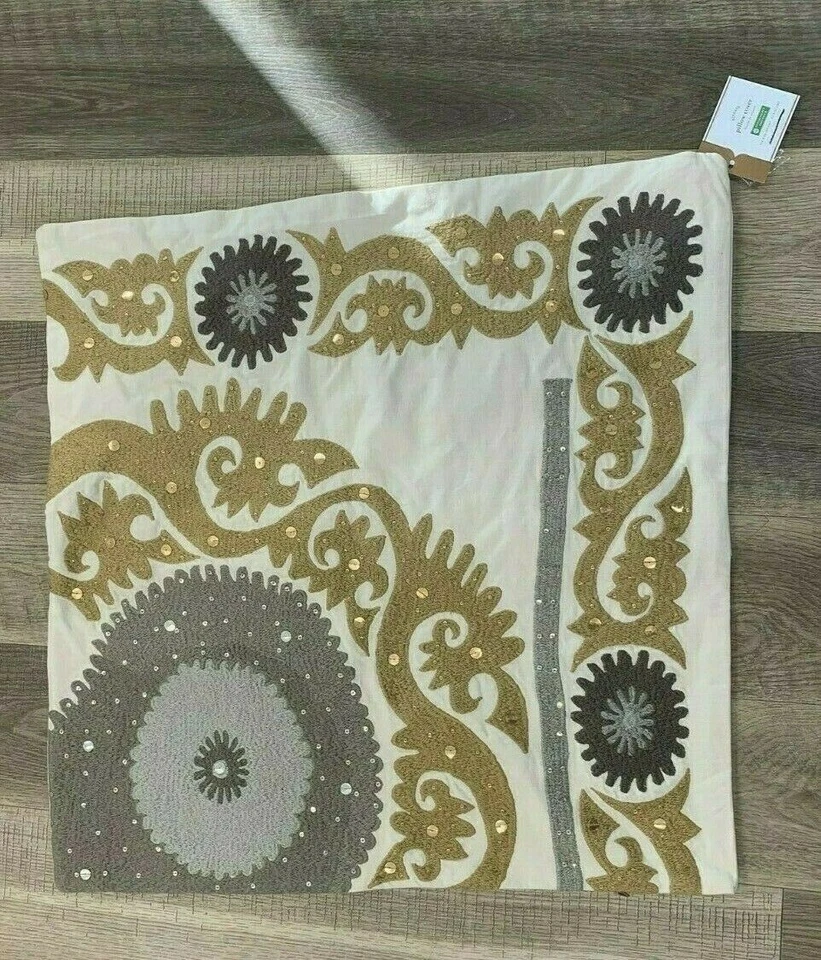 Funda Almohada Pottery Barn Suzani Metálica DORADA Embellecida Bordada 24x24" Foto 1 de 1