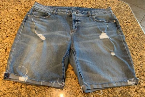 Time And Tru Bermuda Denim Jean Shorts 9.5 In Inseam Size 20 Cuffed Distressed - Picture 1 of 10