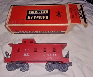 Vintage Lionel 6257 “SP” type Caboose and box unique - Picture 1 of 11