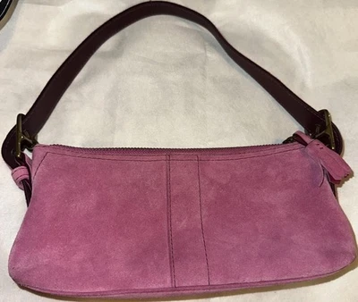 Bolso pequeño Coach Baguette 2005 vintage de gamuza rosa oscuro bolso Y2K Foto 1 de 4