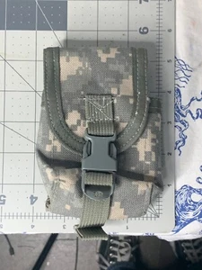 TACTICAL TAILOR Compass / Strobe Pouch Digital CAMO (C1) - Picture 1 of 5