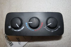 06 07 08 09 10 2008 2009 Jeep Commander Rear Climate Control P55116949AC #2095W - Picture 1 of 7
