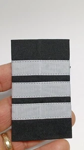 First officer Pilot Epaulets 3 Bars White (NEW) - Picture 1 of 4