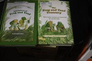 Zwei der drei in einem Frosch- und Krötenbuch, alle vier Bücher davon - Bild 1 von 2