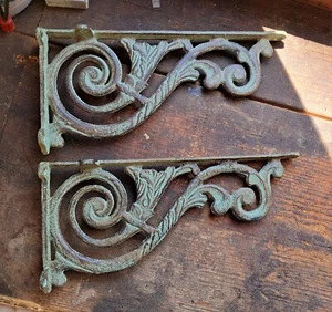 Vintage Pair Cast Iron Wall Shelf Brackets, Green Patina Ornate Corner 11”x5" - Picture 1 of 7