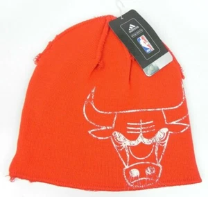 CHICAGO BULLS VINTAGE RED KNIT RETRO UNCUFFED MODA RASGADO GORRO SOMBRERO NUEVO! - Imagen 1 de 3