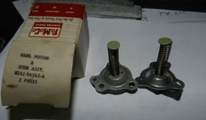 Conjunto de pistón y vástago carburador Ford B2AZ-9A565-A 1952-1959 NUEVO DE STOCK. 2PK - Imagen 1 de 5