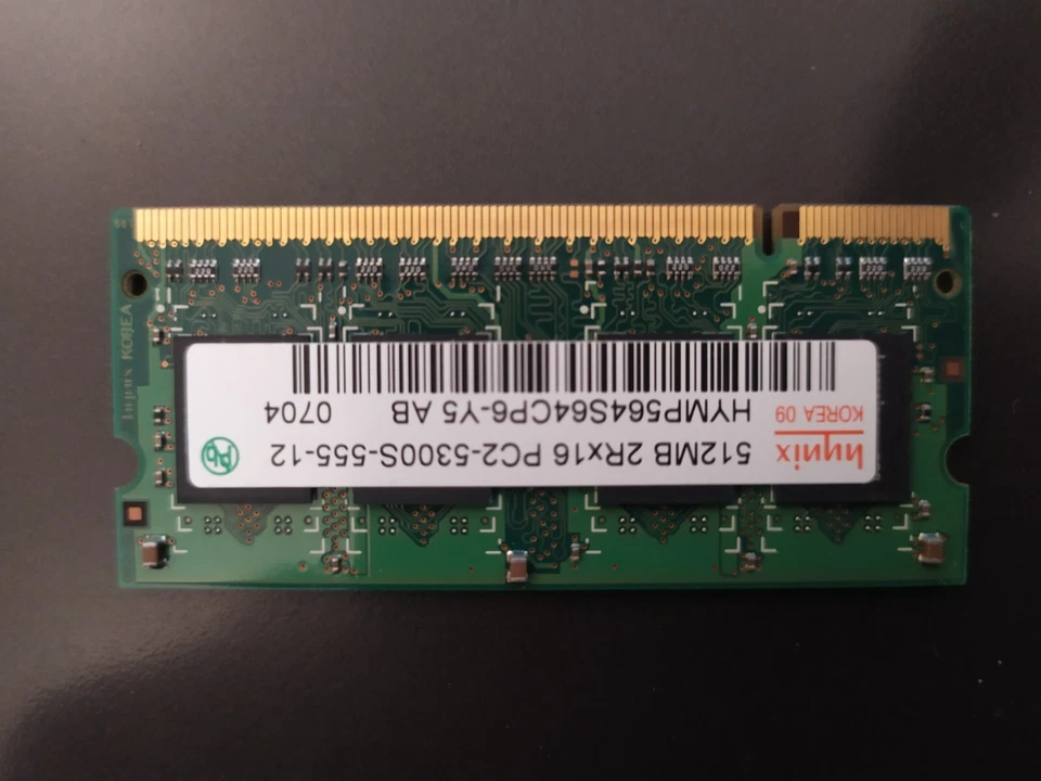 RAM 512MB Hynix 2Rx16 PC2-5300S-555-12 - Immagine 1 di 1