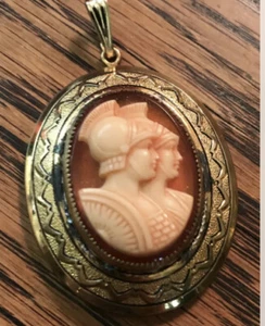 Vintag Pendant For Necklace Gold Tone Raised Knight Emperor Victorian Cameo Rare - Picture 1 of 6