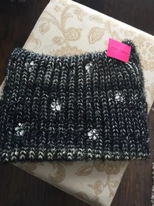 Betsey Johnson  Black/ Grey Silver Colored Cowl SCARF New With Tags D6 - Picture 1 of 11