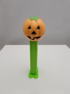 Halloween Pumpkin Pez Candy Dispenser 1998 Pumpkin Head green stem w feet - Picture 1 of 4