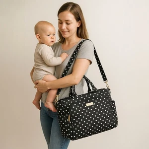Bolsa de pañales JuJuBe Ju Be Duchess Be Classy a lunares correa de almohadilla de cambio NUEVO - Imagen 1 de 15