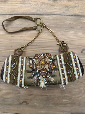 Bolso de mano Mary Frances de seda con cuentas, marrón con detalles turquesa Foto 1 de 4