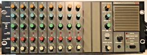 SHURE AUDIOMASTER 1200 SOUND BOARD 8 CHANNELS 400 watts - Picture 1 of 7
