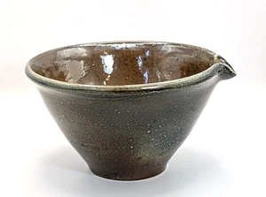 Lisa Hammond Maze Hill Pottery Soda Glaze Pouring Bowl - Picture 1 of 10