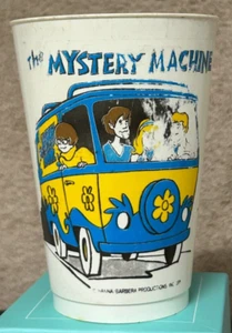 SCOOBY DOO , WHERE ARE YOU! - MYSTERY MACHINE Hanna Barbera 7-11 CUP 1976 - Picture 1 of 3